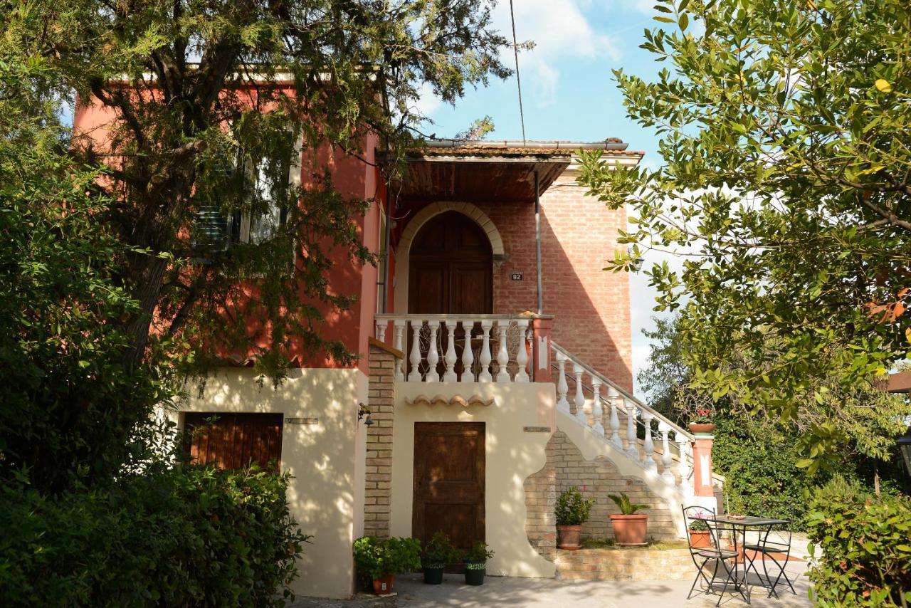 Hotel La Casa Di Andrea Chieti Exterior foto